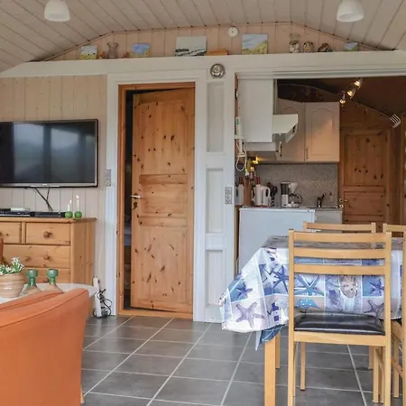Cozy In With Kitchen Hvide Sande